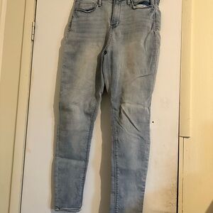 Mudd Women's Light Wash Skinny Jeans